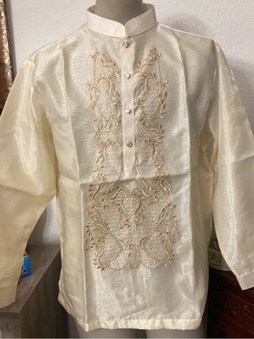 Embroidered Barong Tagalog XL Ivory Mandarin Collar Long Sleeves Dress Shirt